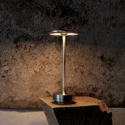 Lampada da tavolo ricaricabile Aurora in acciaio inossidabile