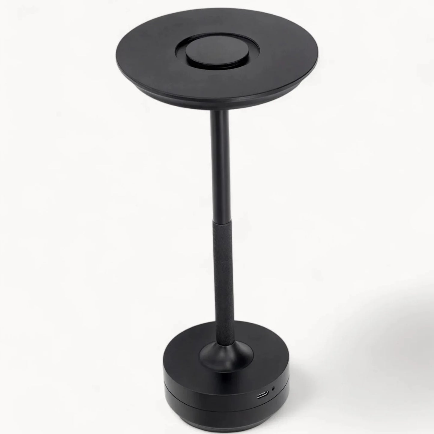 Lampada da tavolo ricaricabile Aurora in acciaio inossidabile