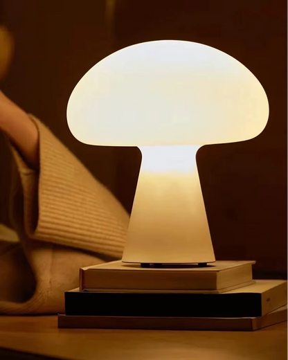 Lámpara de mesa Funji con forma de hongo