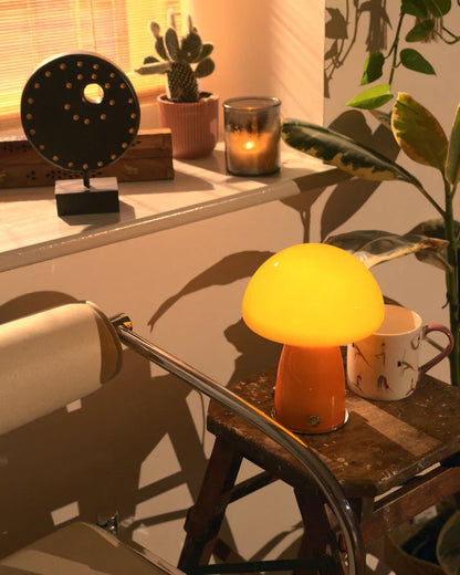 Lámpara de seta retro de los años 70 de Alasy