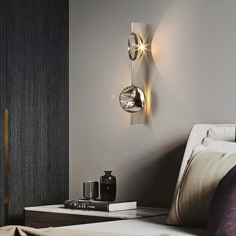 AuraFlow Wall Light